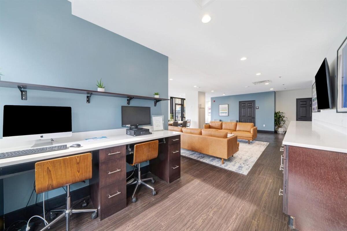شقة Modern Chic Heart Of Pittsburgh 24-7 Parking Gym Lounge المظهر الخارجي الصورة