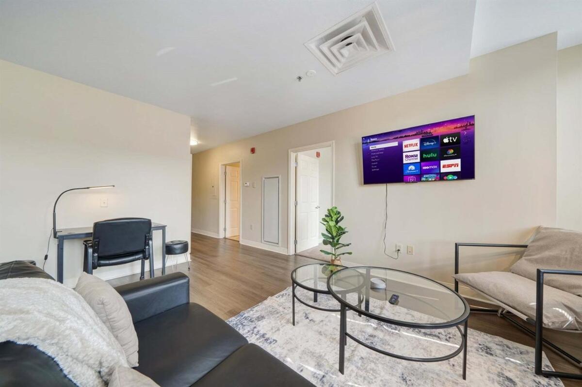 شقة Modern Chic Heart Of Pittsburgh 24-7 Parking Gym Lounge المظهر الخارجي الصورة
